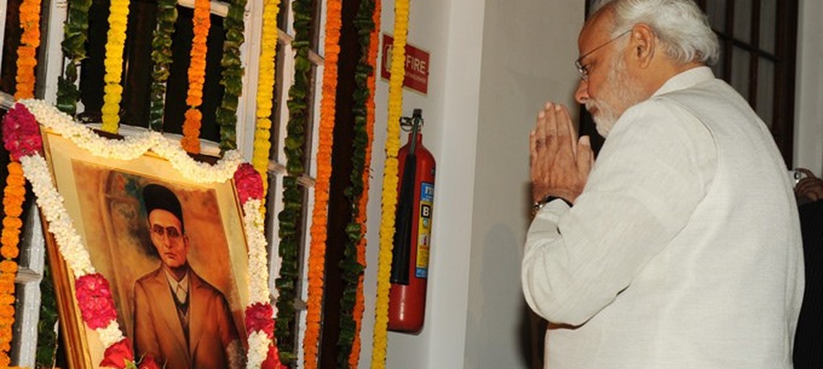 savarkar biography in hindi, ,Savarkar jayanti ,veer savarkar and mahatma gandhi,savarkar quotes in hindi,Savarkar jayanti 2021,savarkar freedom fighter,veer savarkar collector,Savarkar Punishment of Cellular Jail,Veer Savarkar Revolutionary life in hindi,veer savarkar quotes,savarkar jayanti 2021,savarkar books