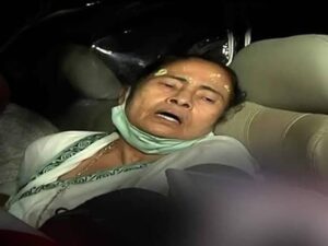 Mamta Banerjee Injured, Mamta Banerjee attacked,Mamta Banerjee per hamla,Mamta Banerjee Latest News