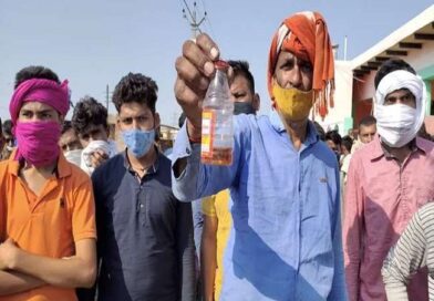 अलीगढ़ शराब कांड: अब तक 36 लोगों की हुई मौत, संयुक्त और उप आबकारी आयुक्त निलंबित