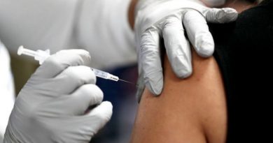 भारत को मिला पहला डेंगू टीका : 4 से 60 वर्ष की उम्र वालों के लिए Qdenga को मिली मंजूरी, डेंगू रोकथाम की दिशा में बड़ा कदम भारत को मिला पहला डेंगू टीका : 4 से 60 वर्ष की उम्र वालों के लिए Qdenga को मिली मंजूरी, डेंगू रोकथाम की दिशा में बड़ा कदम