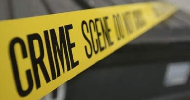 पाकिस्तान से जुड़े आयात पर DRI की बड़ी कार्रवाई : कांडला पोर्ट पर 13 कंटेनरों में पकड़े गए प्रतिबंधित सूखे खजूर, 3 करोड़ की खेप जब्त पाकिस्तान से जुड़े आयात पर DRI की बड़ी कार्रवाई : कांडला पोर्ट पर 13 कंटेनरों में पकड़े गए प्रतिबंधित सूखे खजूर, 3 करोड़ की खेप जब्त