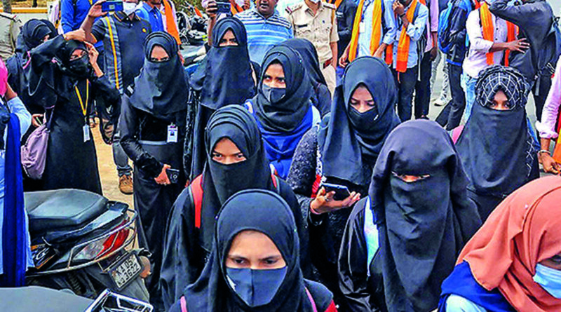 why muslim women wear hijab,why muslim girl wear hijab,at what age do muslim wear hijab,is hijab compulsory in islam,hijab controversy ,What country does hijab come from?,Why do Muslims cover their face?,In which country men wear hijab?,hijab History,Hijab History in Quran