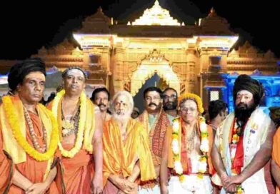 शिव के दरबार में शैव मठाधीशों ने लगायी अपनी हाजिरी :  धर्मेन्द्र प्रधान ने काशी विश्वनाथ मंदिर में नौ आधीनम का किया भव्य स्वागत !