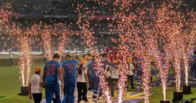 टी20 विश्वकप के फाइनल में पहुंचा भारत, इंग्लैंड को 7 रन से हराया : अंतिम ओवरों में गेंदबाजों ने पलटा मैच !