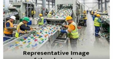 कचरे से कारीगरी तक : गाज़ियाबाद में ‘काँच’ बना कमाई और स्वच्छता का जरिया,ग्लास अपसायक्लिंग सेंटर से ‘वेस्ट टू बेस्ट’ की मिसाल, महिलाओं को मिला रोजगार ! कचरे से कारीगरी तक : गाज़ियाबाद में ‘काँच’ बना कमाई और स्वच्छता का जरिया,ग्लास अपसायक्लिंग सेंटर से ‘वेस्ट टू बेस्ट’ की मिसाल, महिलाओं को मिला रोजगार !