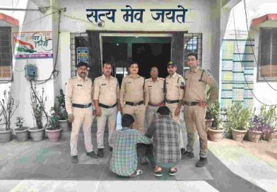 CCTV की नजर से बच न सके लुटेरे : ऑटो में बुजुर्ग से झपटमारी करने वाले गिरोह का खुलासा, झांसी से दो आरोपी गिरफ्तार