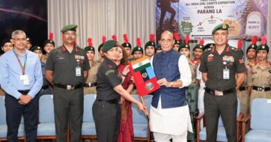 28 महिला कैडेटों का हिमालयी साहसिक अभियान शुरू : राजनाथ सिंह ने ‘अपराजिता-परंग ला 2026’ को दिखाई हरी झंडी