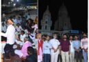 यूपी के ग्राम प्रधान 5 बसों में श्रद्धालुओं को लेकर पहुंचे पण्डोखर धाम : गुरुशरण महाराज से लिया आशीर्वाद, ग्रामीणों ने किए देव-दर्शन, देर रात तक हुआ भजन-कीर्तन !